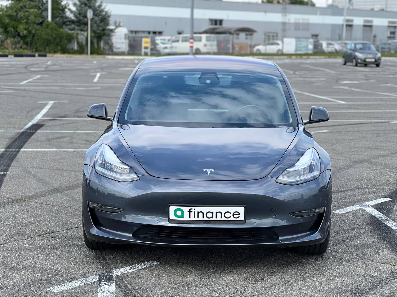 Tesla Model 3 в лізинг