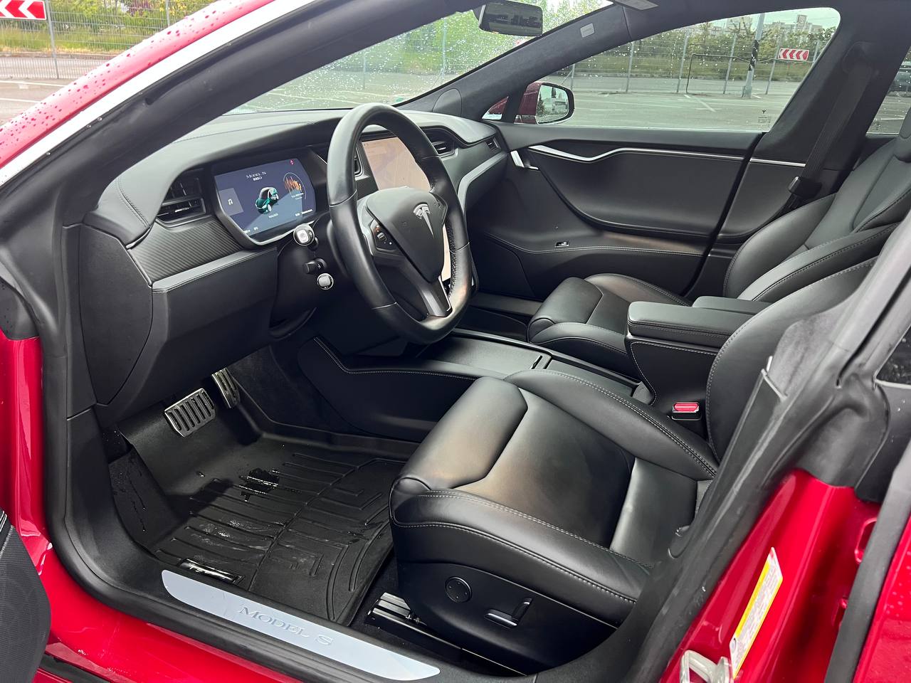 Tesla model S 100D салон