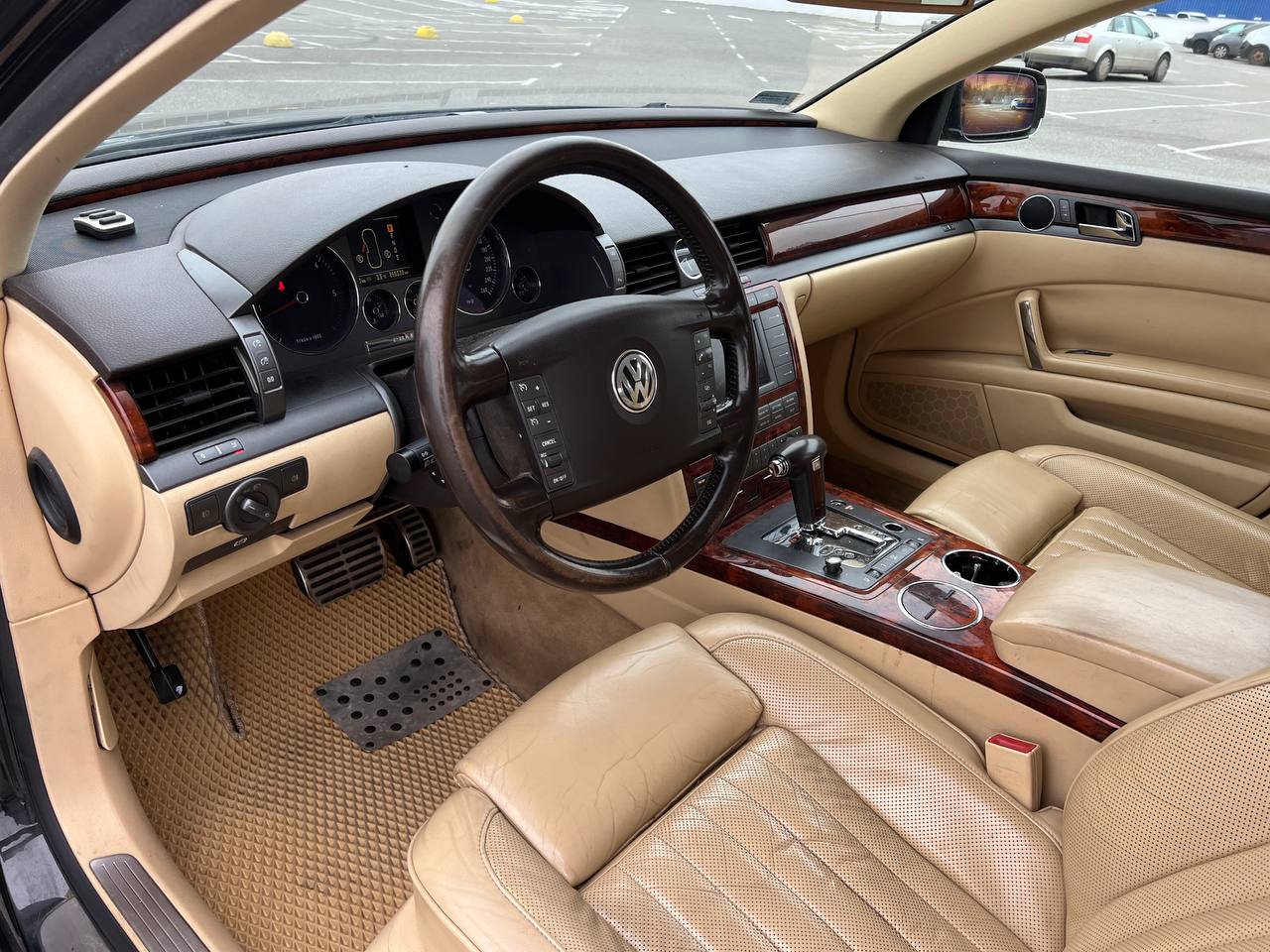 Volkswagen Phaeton 2005 салон авто