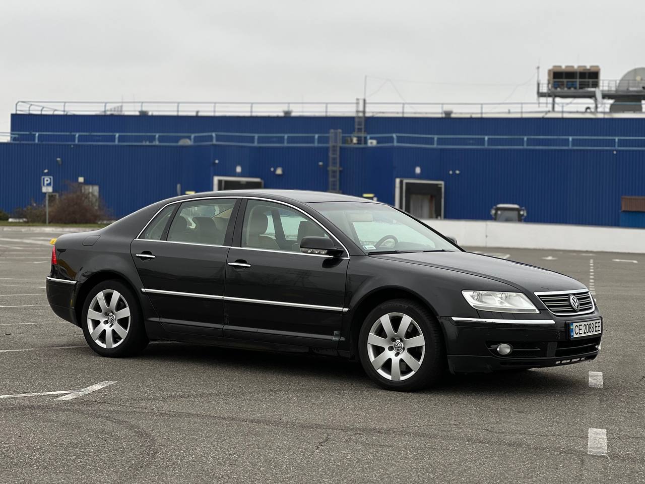 Volkswagen Phaeton 2005 купити в лізинг