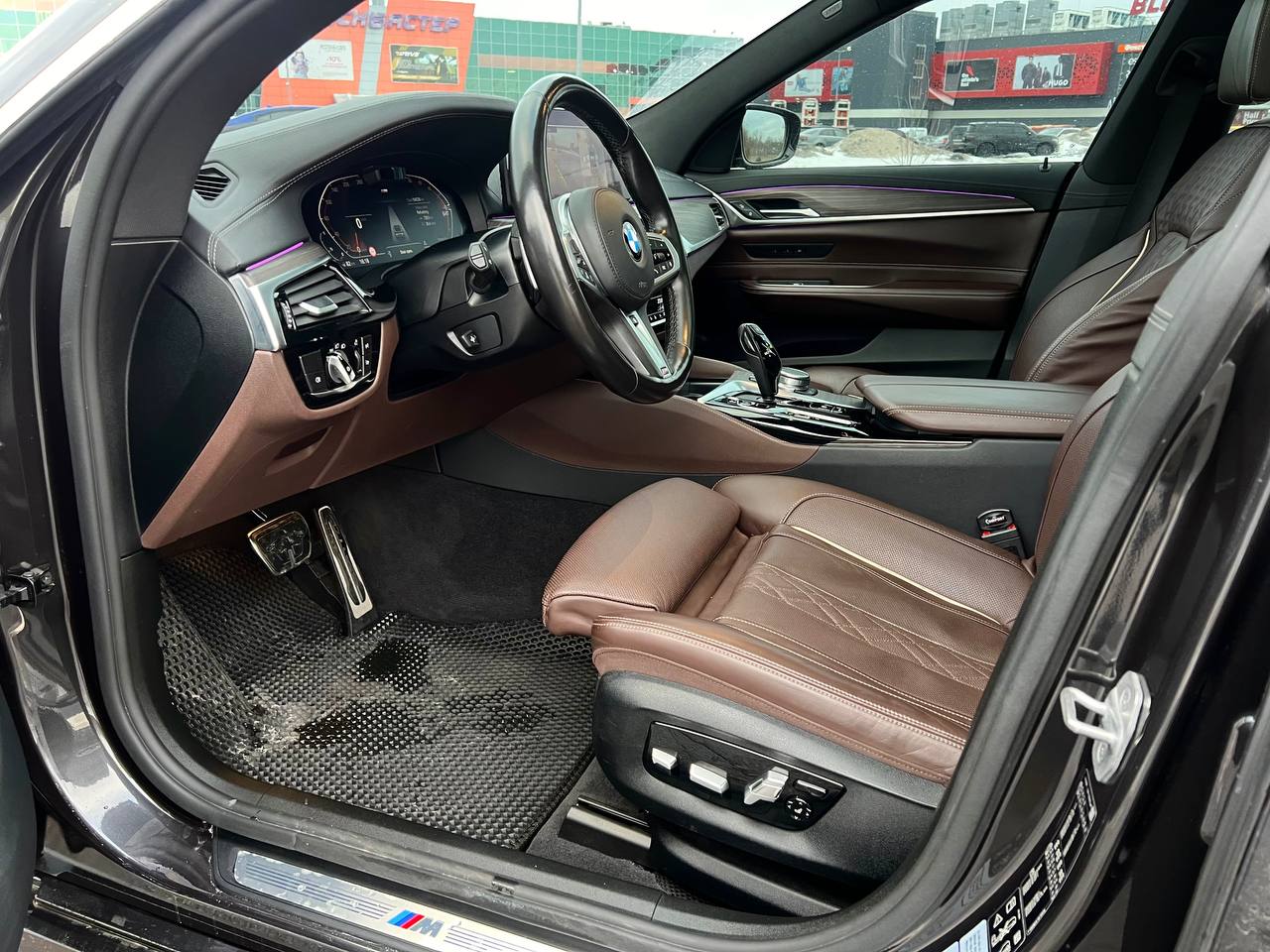 BMW GT 620 D 2020 салон