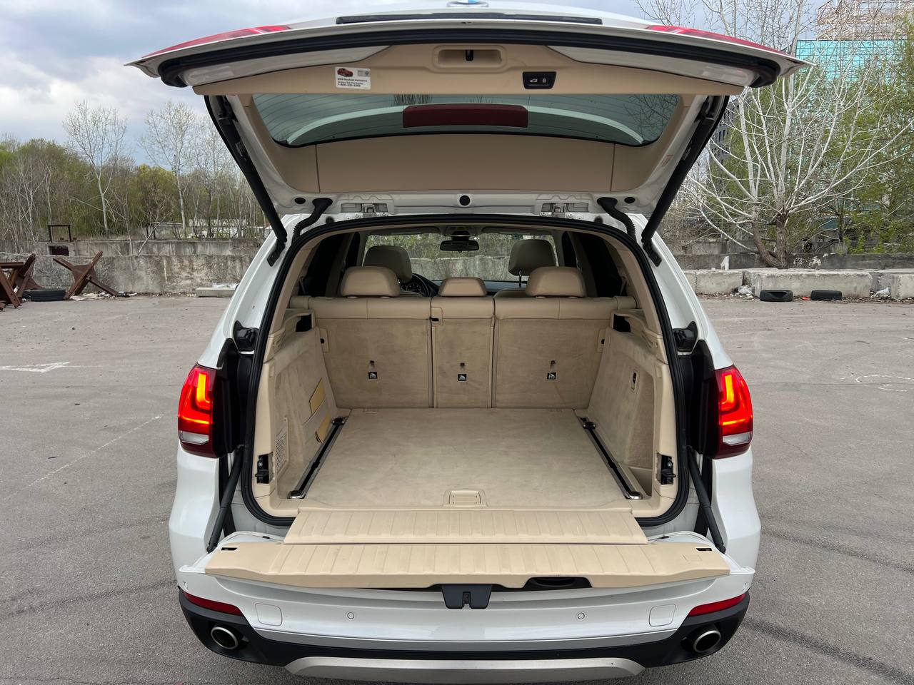 bmw x5 2014 багажник